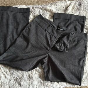 New York & Company Gray Trousers Flat Front Straight-Leg